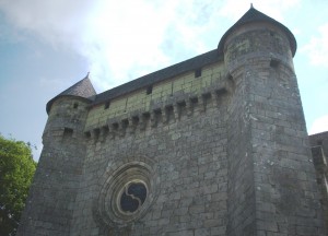 Église fortifiée